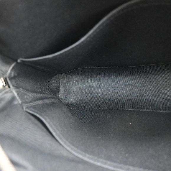 LOUIS VUITTON Reporter Dayton Shoulder Bag - Picture 11 of 16